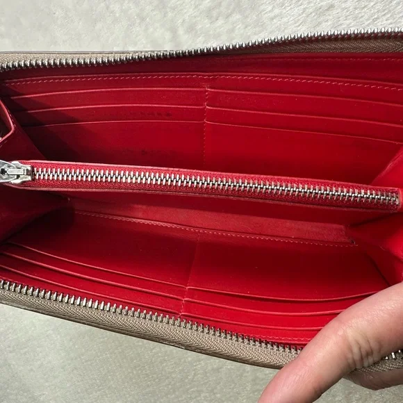 Christian Louboutin Beige Panettone Wallet with Silver Spikes - Picture 10 of 14